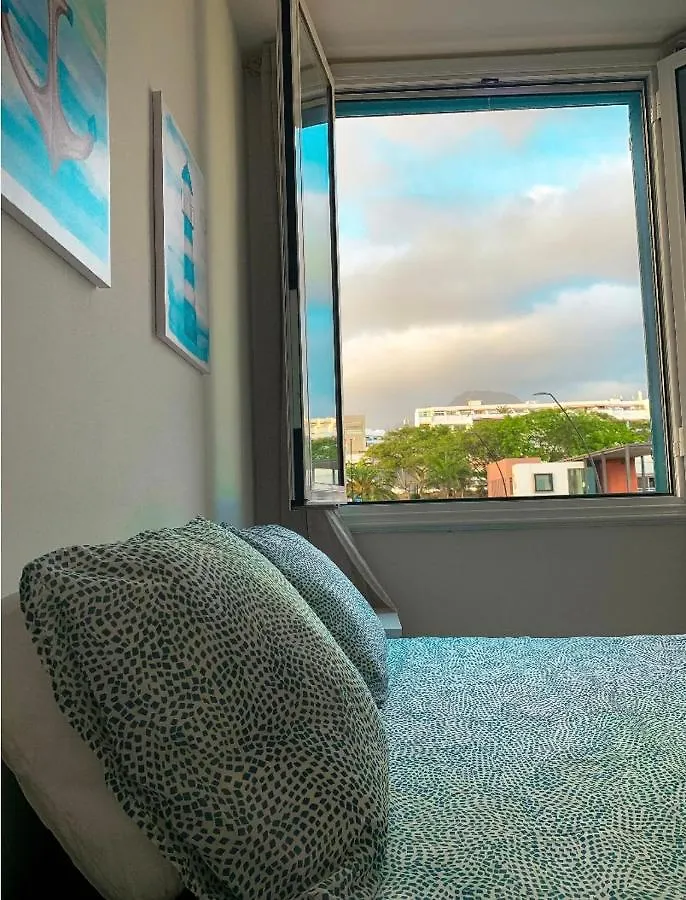 Lovely 2 Bedroom Apartment Near Las Vistas Beach Adults Only! Playa de las Americas